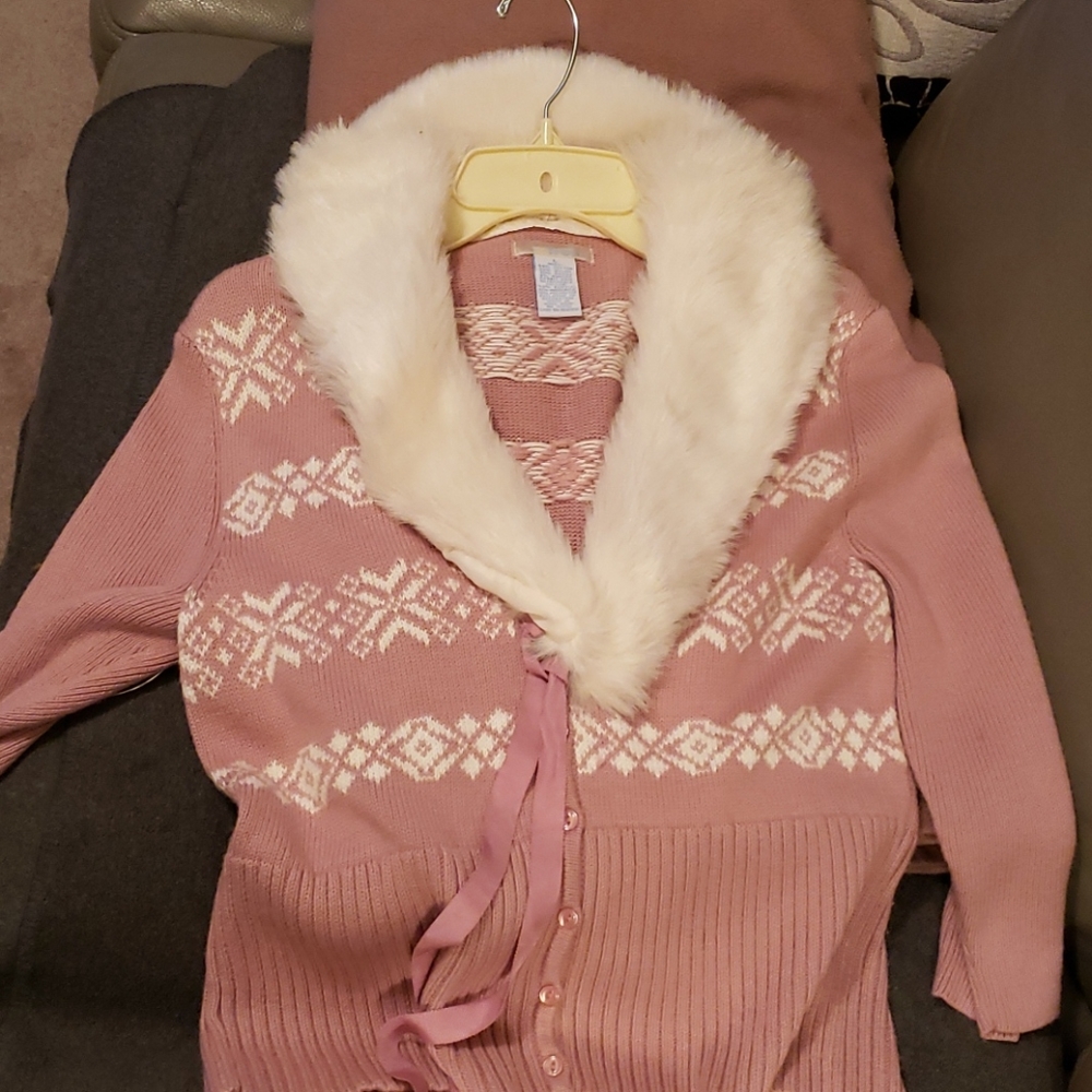 SWEATER